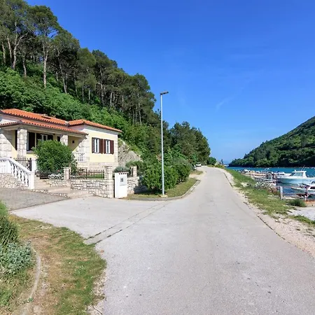 Seaside House Luka, Labin - 7466 بلومين